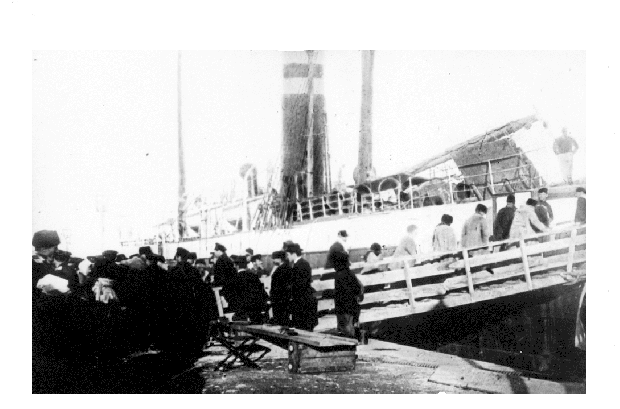 Boarding the SS Lake Huron.gif