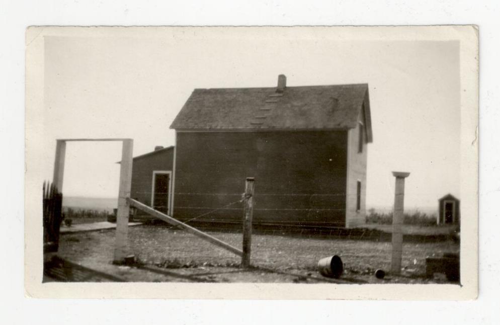 Rosebud Farmhouse, 1917