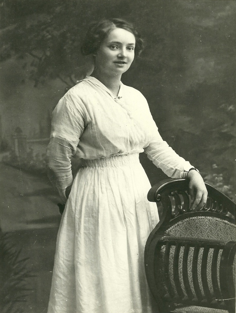 Laura Annie Clarke