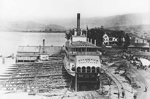 SS Sicamous Sternwheeler before its launch in 1914.